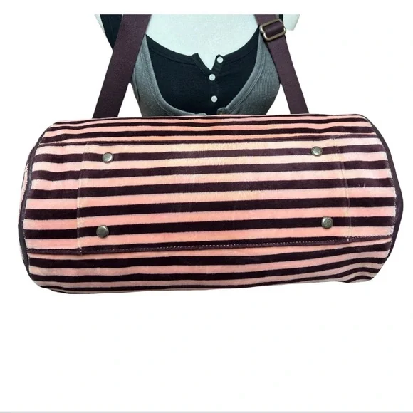 Juicy Couture Vintage Duffel Bag - Picture 3 of 16